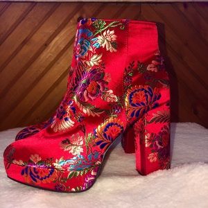 Bamboo Red Flower Heels